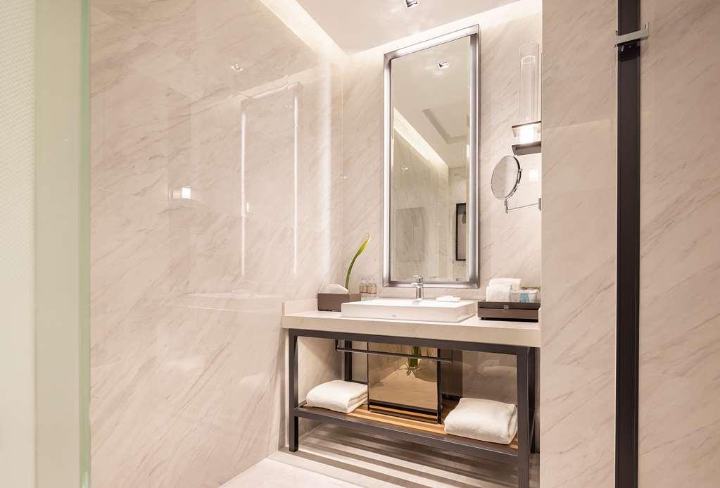 Eastin Grand Hotel Phayathai Bangkok Rum bild